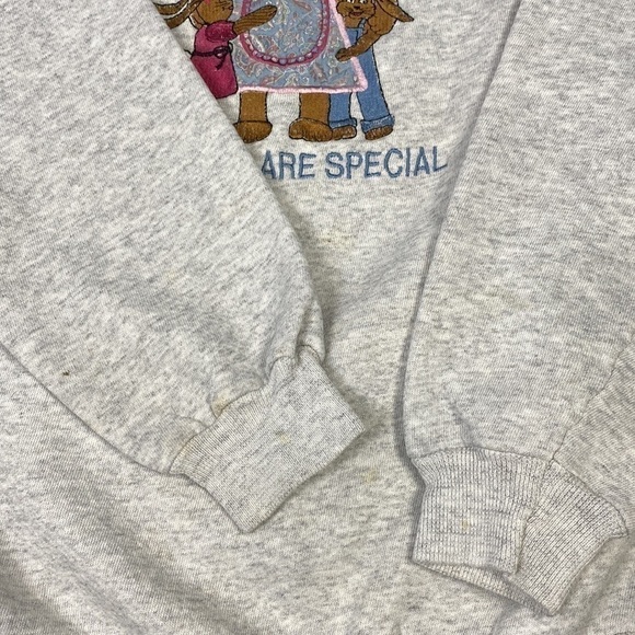 Vintage Hanes Activewear Grandmas Are Special Gray Crewneck Sweatshirt Large - Picture 8 of 10